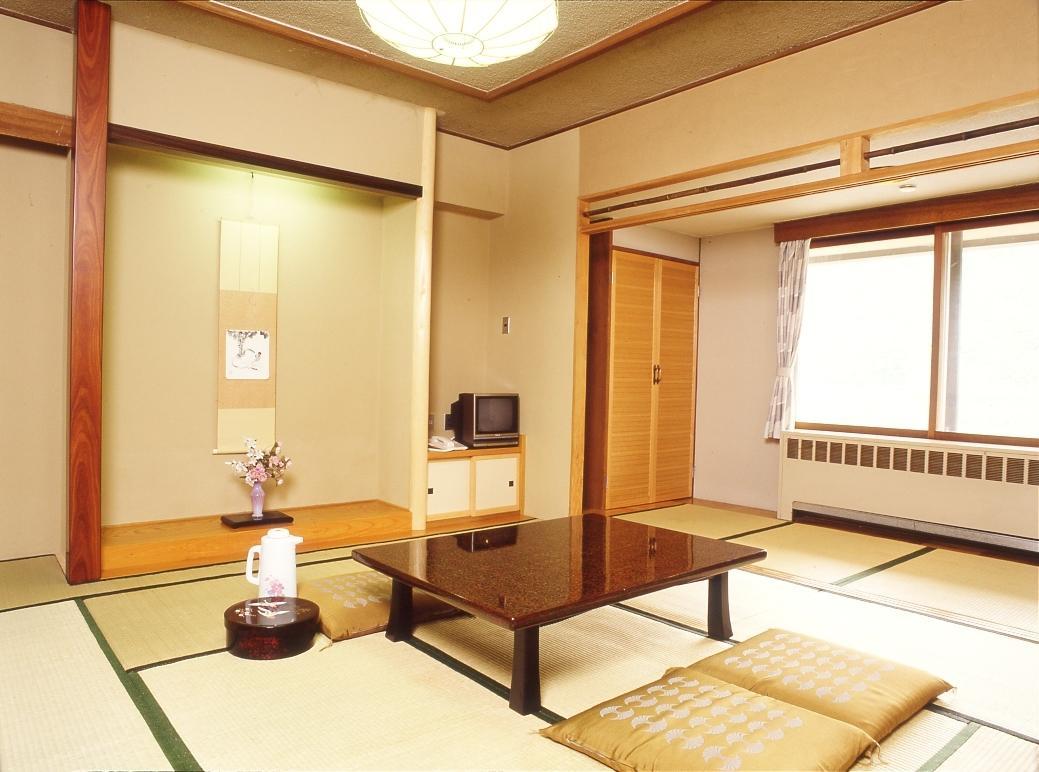 Kidoike Onsen Hotel Yamanouchi  Esterno foto